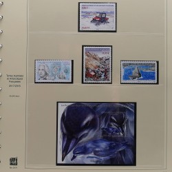 Collection timbres T.A.A.F. 2015-2025 neufs en deux albums.