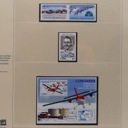 Collection timbres T.A.A.F. 2015-2025 neufs en deux albums.
