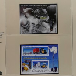 Collection timbres T.A.A.F. 2015-2025 neufs en deux albums.