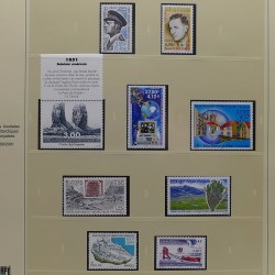 Collection timbres T.A.A.F. 2001-2014 neufs en un album.
