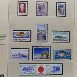 Collection timbres T.A.A.F. 2001-2014 neufs en un album.