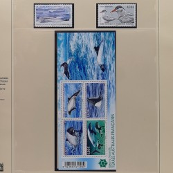 Collection timbres T.A.A.F. 2001-2014 neufs en un album.
