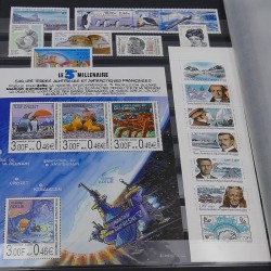 Collection timbres de T.A.A.F. 1996-2016 neufs** en un album.