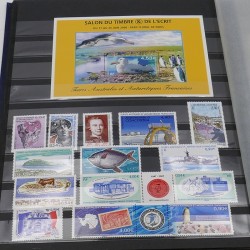 Collection timbres de T.A.A.F. 1996-2016 neufs** en un album.