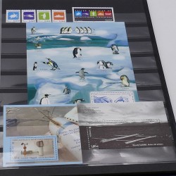 Collection timbres de T.A.A.F. 1996-2016 neufs** en un album.
