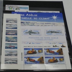 Collection timbres de T.A.A.F. 1996-2016 neufs** en un album.