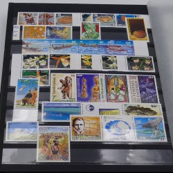 Collection timbres de Nouvelle Calédonie 1995-2019 neufs en un album.