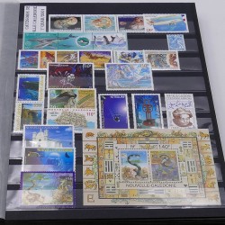 Collection timbres de Nouvelle Calédonie 1995-2019 neufs en un album.