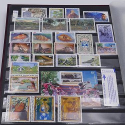 Collection timbres de Polynésie Française 1995-2020 neufs** en un album.
