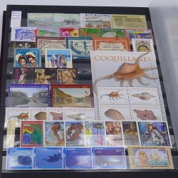 Collection timbres de Polynésie Française 1995-2020 neufs** en un album.
