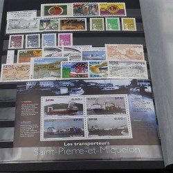 Collection timbres de Saint Pierre et Miquelon 1986-2020 neufs** en un album.
