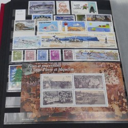 Collection timbres de Saint Pierre et Miquelon 1986-2020 neufs** en un album.