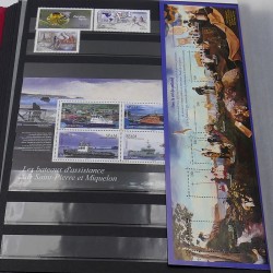 Collection timbres de Saint Pierre et Miquelon 1986-2020 neufs** en un album.