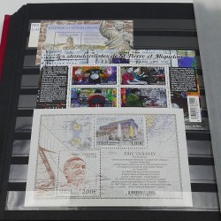 Collection timbres de Saint Pierre et Miquelon 1986-2020 neufs** en un album.