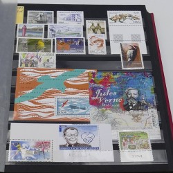 Collection timbres de Saint Pierre et Miquelon 1986-2020 neufs** en un album.