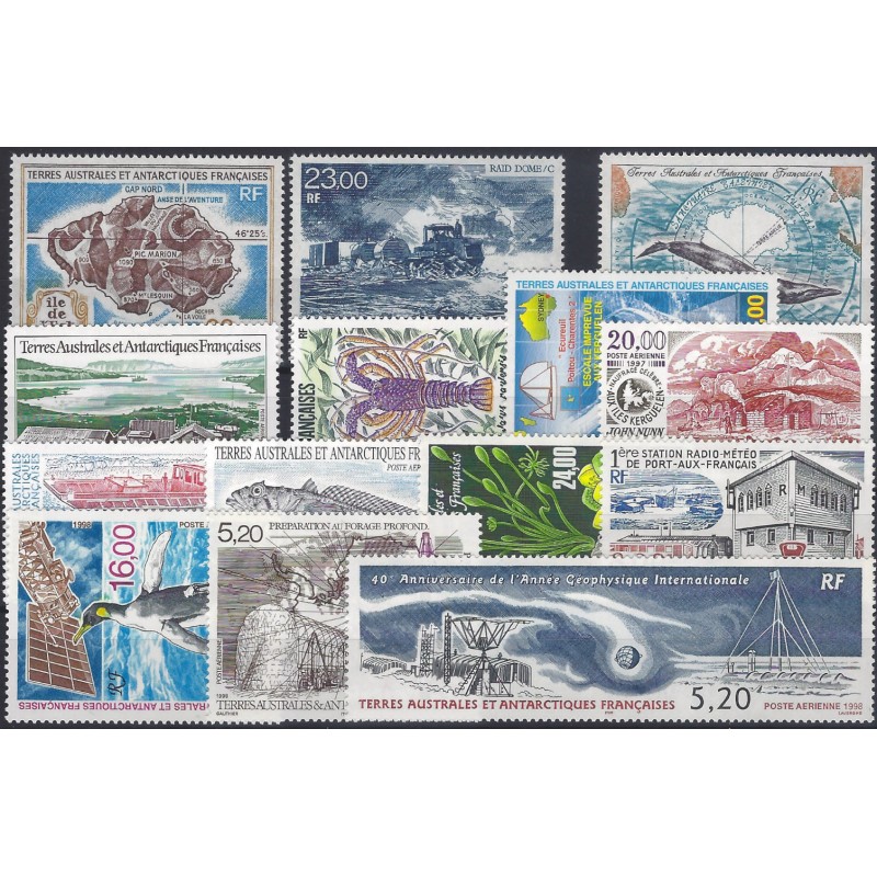 T.A.A.F. timbres poste aérienne N°137-150 neufs**.