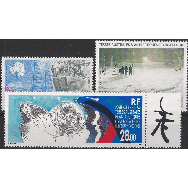 T.A.A.F. timbres poste aérienne N°134-136 neufs**.