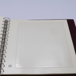 Reliure Safe garnie de 40 feuilles neutres pour philatéliste.