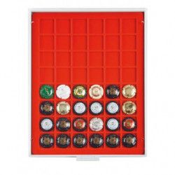 Box velours rouge vif pour 48 plaques de muselets de champagne.