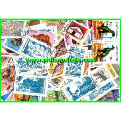 Kirghizstan 25 timbres de collection tous différents.