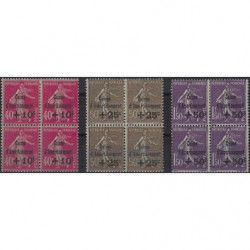Caisse d'Amortissement série de 1930 en bloc de 4 timbres neuf** / *.
