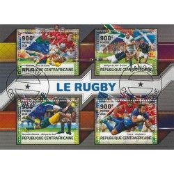 Le Rugby bloc-feuillet de 4 timbres thématiques.